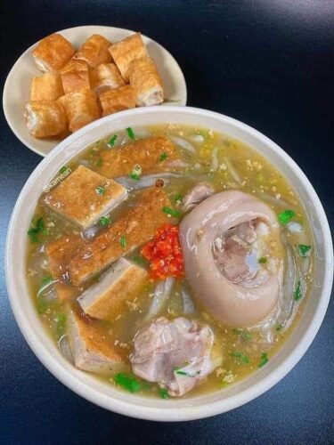 Quan Banh Canh Bot Loc Cha Ca Gio Heo Co Lien 1349025